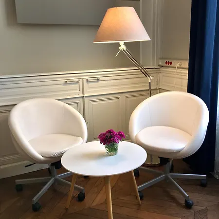 La Maison De Famille
